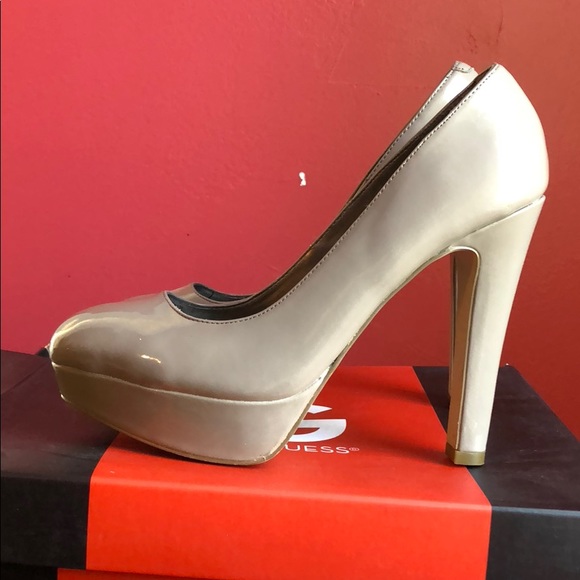 Guess Taupe heels - Picture 4 of 6
